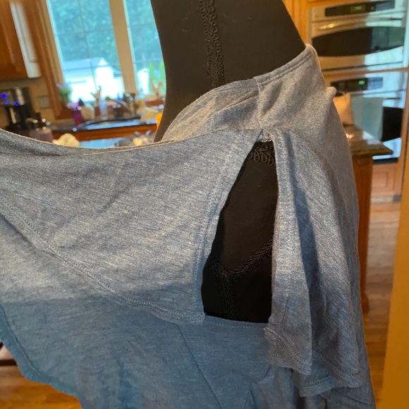 NWT Max studio top - Picture 4 of 6